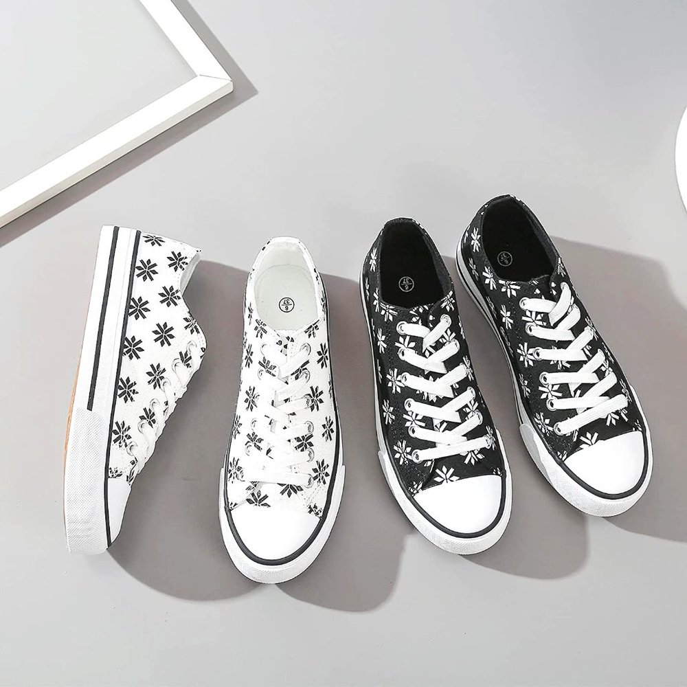 Women’s Canvas Low Top Sneaker Lace-up Classic Casual Shoes   White/Black Flack
